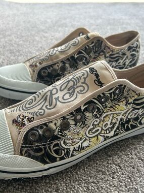 Ed Hardy Beige and Black Slip-On Tattoo Print Sneakers